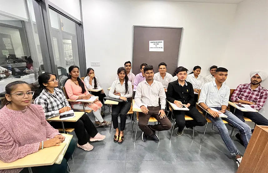 Students attending computer course classroom session at Oxford Software Institute