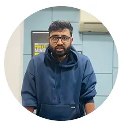 Harshit Gupta is working as a senior web developer after completing the web development course from the Oxford Institute.