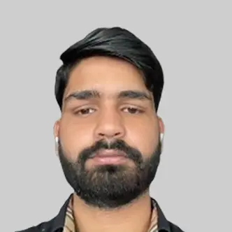 Student recommending computer classes for clear teaching and support
